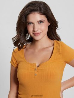 GUESS נשים טי אקו קארלי הנלי F8RV1099 לבוש מטען זהב