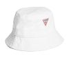 GUESS נשים כובע דלי לוגו F8RV2461 אבזר לבן