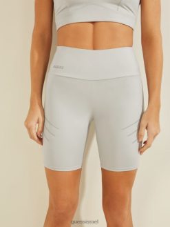 GUESS נשים מכנסי אופנועים קצרים של דליה F8RV2524 לבוש ערפל חוף הים