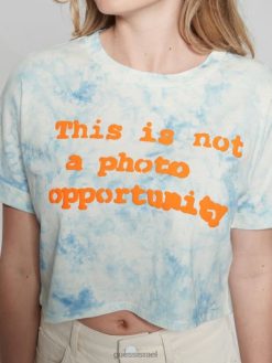 GUESS נשים סלוגן קרופ טי F8RV1031 לבוש תהילת בוקר רב